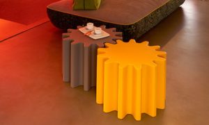 Gear, tavolo basso moderno per l'arredo indoor e outdoor