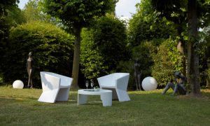 Tao, tavolino rotondo per l'arredo indoor e outdoor