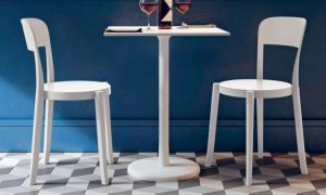 Torre, sedia classica, impilabile, per l'arredo indoor e outdoor