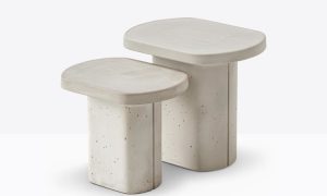 Caementum, tavolino a base centrale per l'arredo outdoor