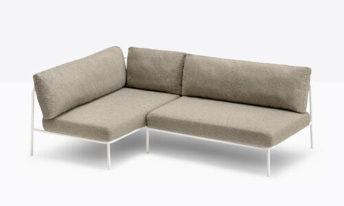 Nolita, divano moderno per l'arredo outdoor