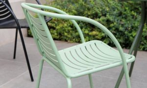 Speedy, sedia con braccioli per l'arredo giardino