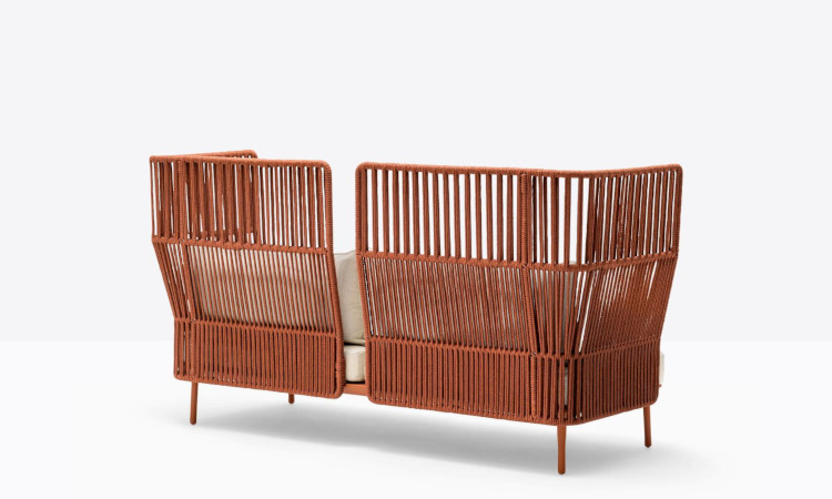Reva Cocoon, divano moderno per l'arredo indoor e outdoor