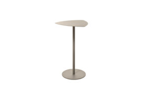Kensho, tavolo moderno per l'arredo indoor