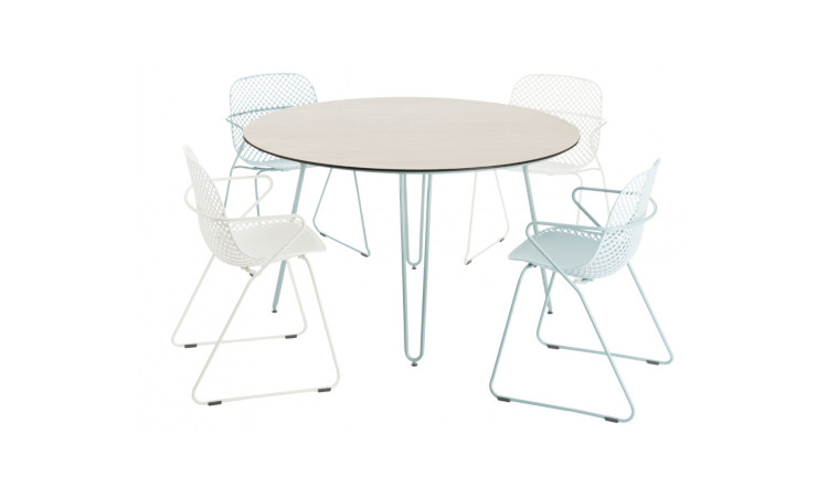 Ramatuelle, tavolo moderno per l’arredo outdoor
