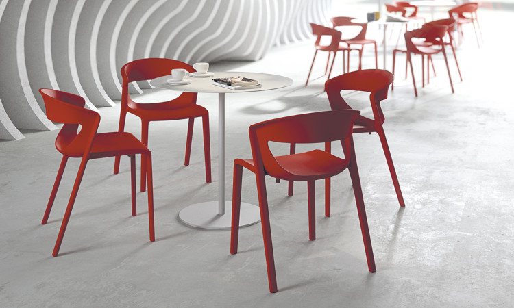 Kicca One, sedia moderna, impilabile per l'arredo indoor e outdoor