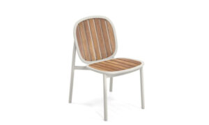 Twins, sedia in legno per l'arredo giardino