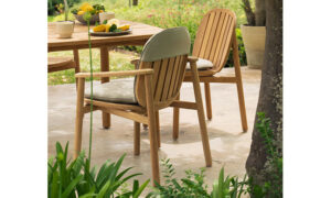 Twins, sedia in legno per l'arredo giardino