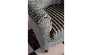 070, poltrona relax dallo stile classico