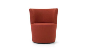 Ronda, poltrona moderna, imbottita, per l'arredo indoor