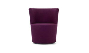 Ronda, poltrona moderna, imbottita, per l'arredo indoor
