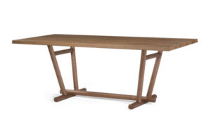 Woodbridge, tavolo in legno per spazi interni