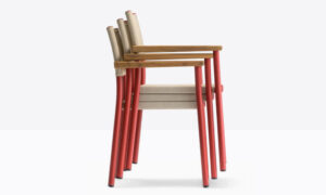 Guinea, sedia con braccioli per l’arredo giardino