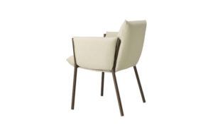 Brezza, poltroncina moderna per l’arredo giardino