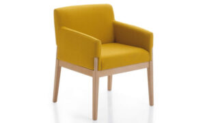 Stand, poltrona quattro gambe, imbottita