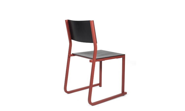 GT01, sedia moderna a slitta per l'arredo indoor