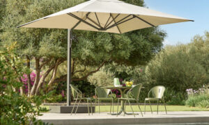 Code, sedia per l'arredo giardino in acciaio