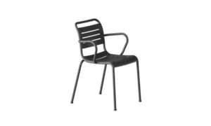 Re-al 2, sedia moderna con braccioli per l’arredo giardino