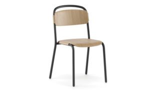 SKOL wood, sedia impilabile per l'arredo indoor