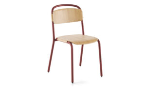 SKOL wood, sedia impilabile per l'arredo indoor