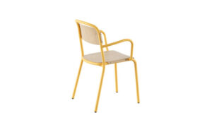 SKOL wood, sedia impilabile per l'arredo indoor