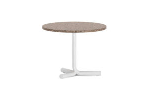 Jit, tavolino basso con piano tondo per l'arredo indoor